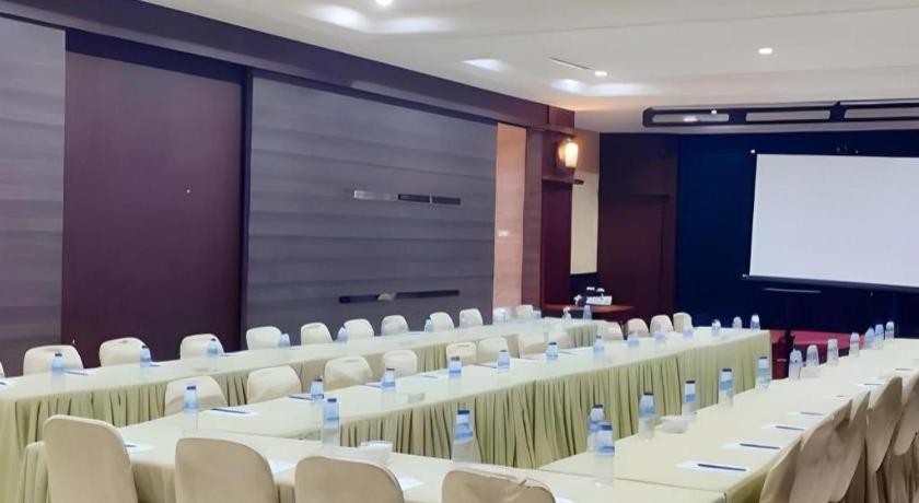 Hotel Tarakan Plaza Exterior foto