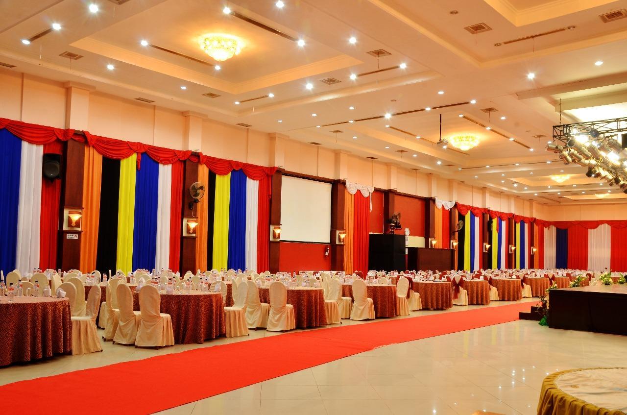 Hotel Tarakan Plaza Exterior foto